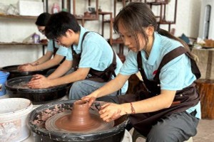 暑期实践走基层、进乡村、探非遗、看变化