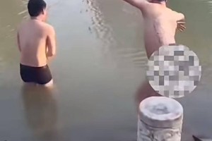 两名男子互相怂恿跳河，其中一人不幸溺亡，同伴是否构成犯罪？