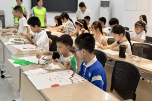 重庆渝北：双凤桥街道开展少儿数字美育活动