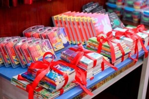 平安人寿重庆分公司走进希望小学开展公益活动