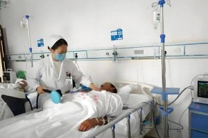 物业员工紧急献血，为业主父亲手术开辟 “生命通道”