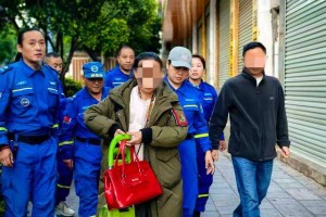 跨越3000公里，8名蓝天队员自费护送云南走失女子回家
