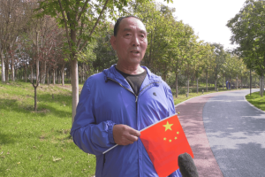 富平县书店社区举行迎“双节”健步走活动