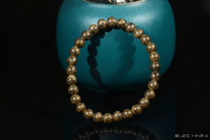 沉香手串价位一般是多少？2025年市场分层与选购新趋势观察