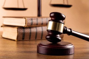 女童遭父亲性侵被奶奶要求写谅解书