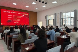 “同心科创·逐梦前行”公益捐赠活动在灵武市举行