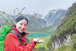 藏族姑娘线上“吸粉引流”助力边境旅游，且看新时代守边人：恩嘎儿返乡创业记