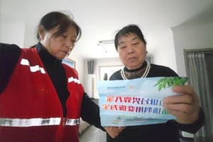 垃圾分类“敲门”送知识！入户宣传让环保理念“驻”心间