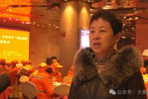 富平县慈善协会联合县环境卫生管理中心为环卫工人派送水饺