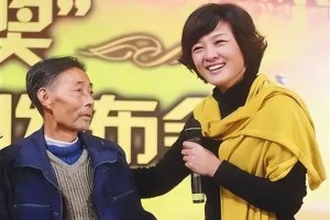 汶川地震17年后李小萌再回北川，透露朱大爷已于2011年去世