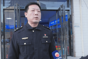 富平县多部门联合开展烟花爆竹禁燃限放宣传