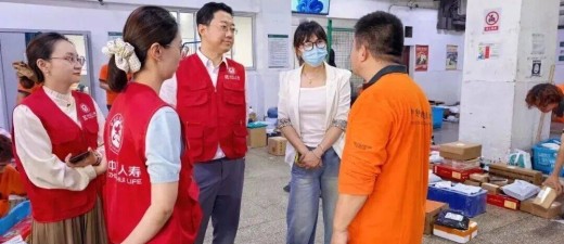 从快递小哥到银发老人，TA们精准办实事暖民心
